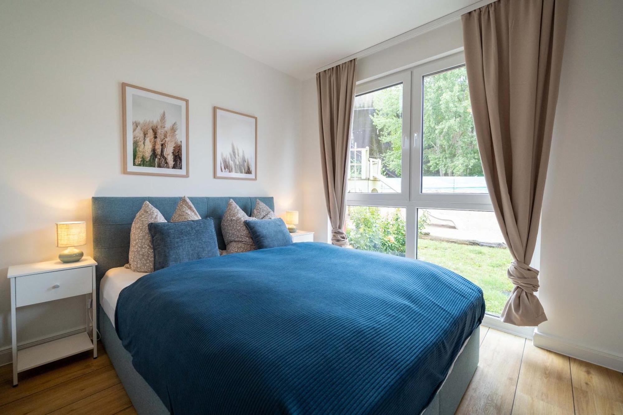 Moebliertes Wohnen - Nina Apartment รอสต็อค ภายนอก รูปภาพ