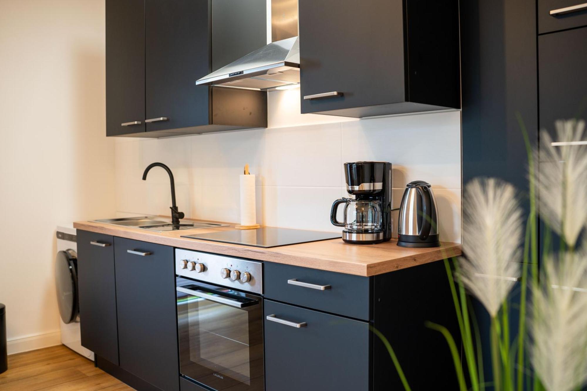 Moebliertes Wohnen - Nina Apartment รอสต็อค ภายนอก รูปภาพ